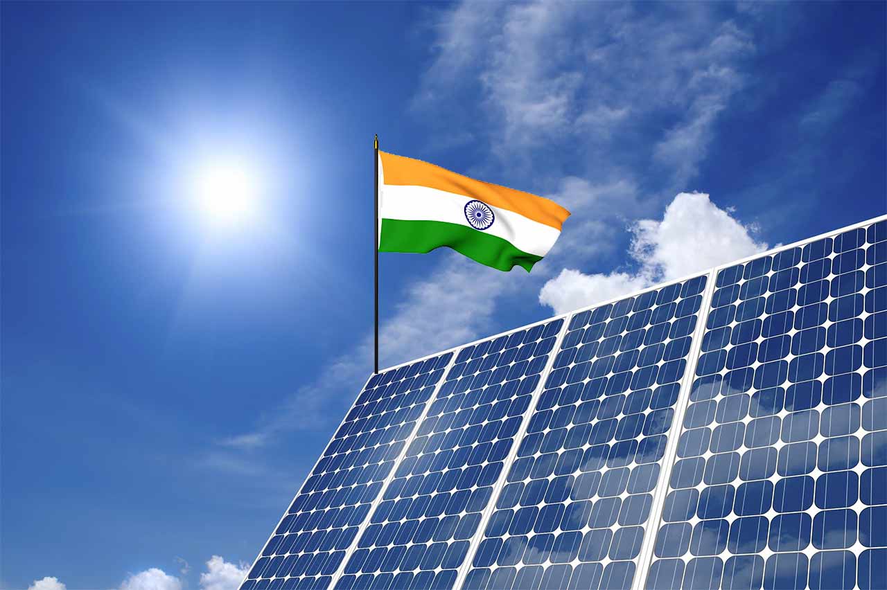 پنل خورشیدی در هند